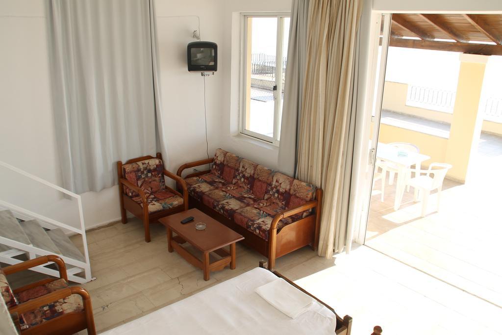 Litharia Apartments Benitses  Phòng bức ảnh
